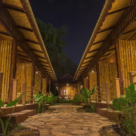Tai House Resort Hsipaw Phòng bức ảnh
